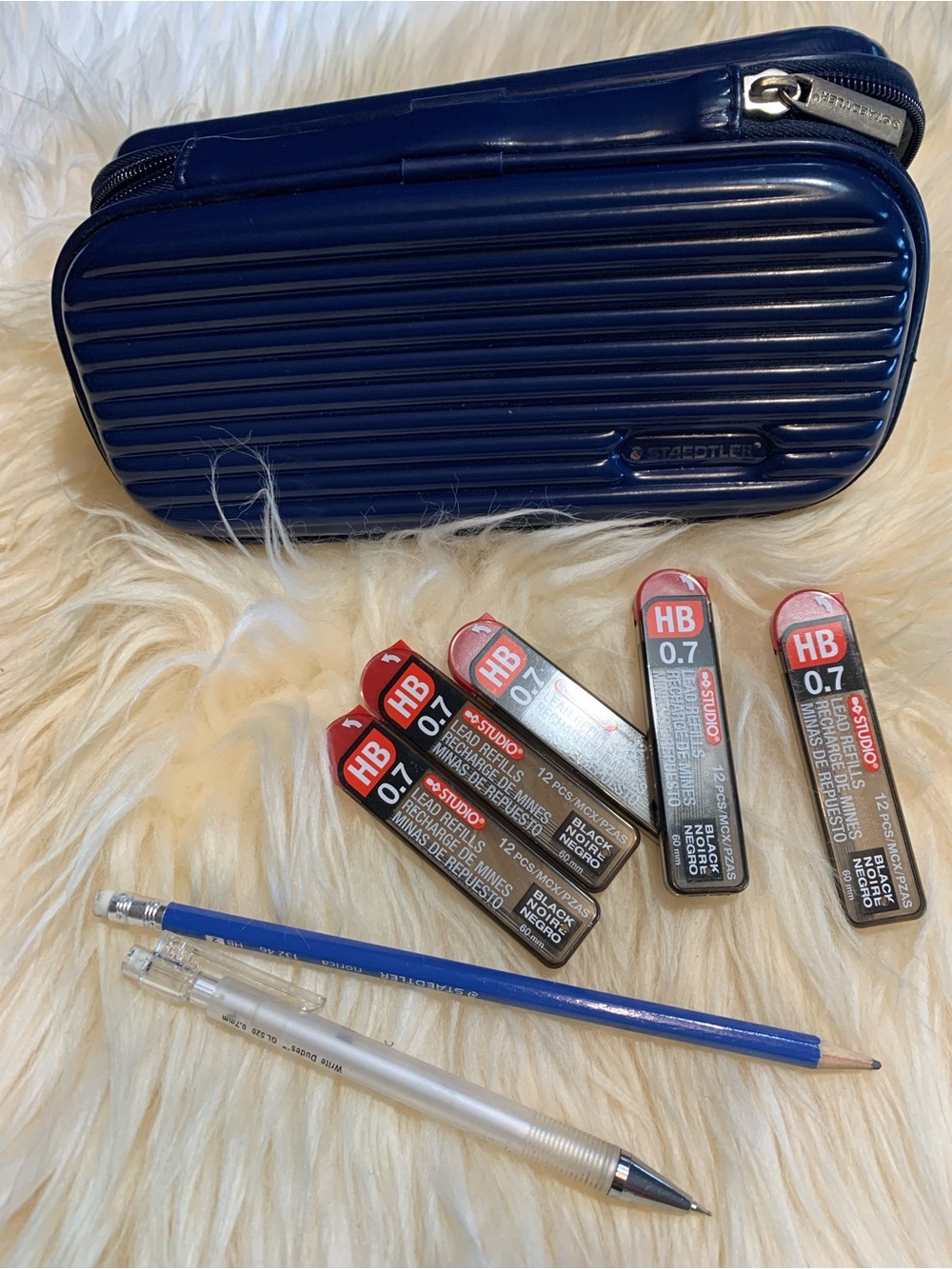 ⭐️2/$12⭐️Staedtler Hard Shell Pencil Case with Mechanical Pencil Leads